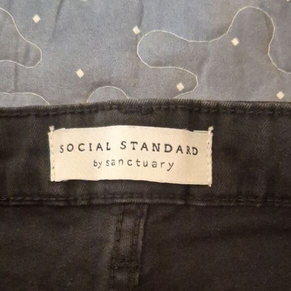 Social Standard by Sanctuary Black Camouflage Ankle Skinny Jeans size 10 - Picture 3 of 8
